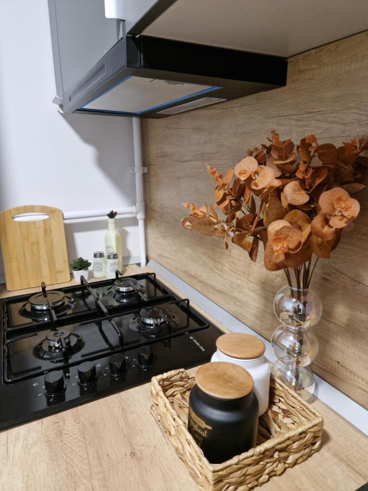 Craitelor Boutique Airport Apartment Otopeni Exteriör bild