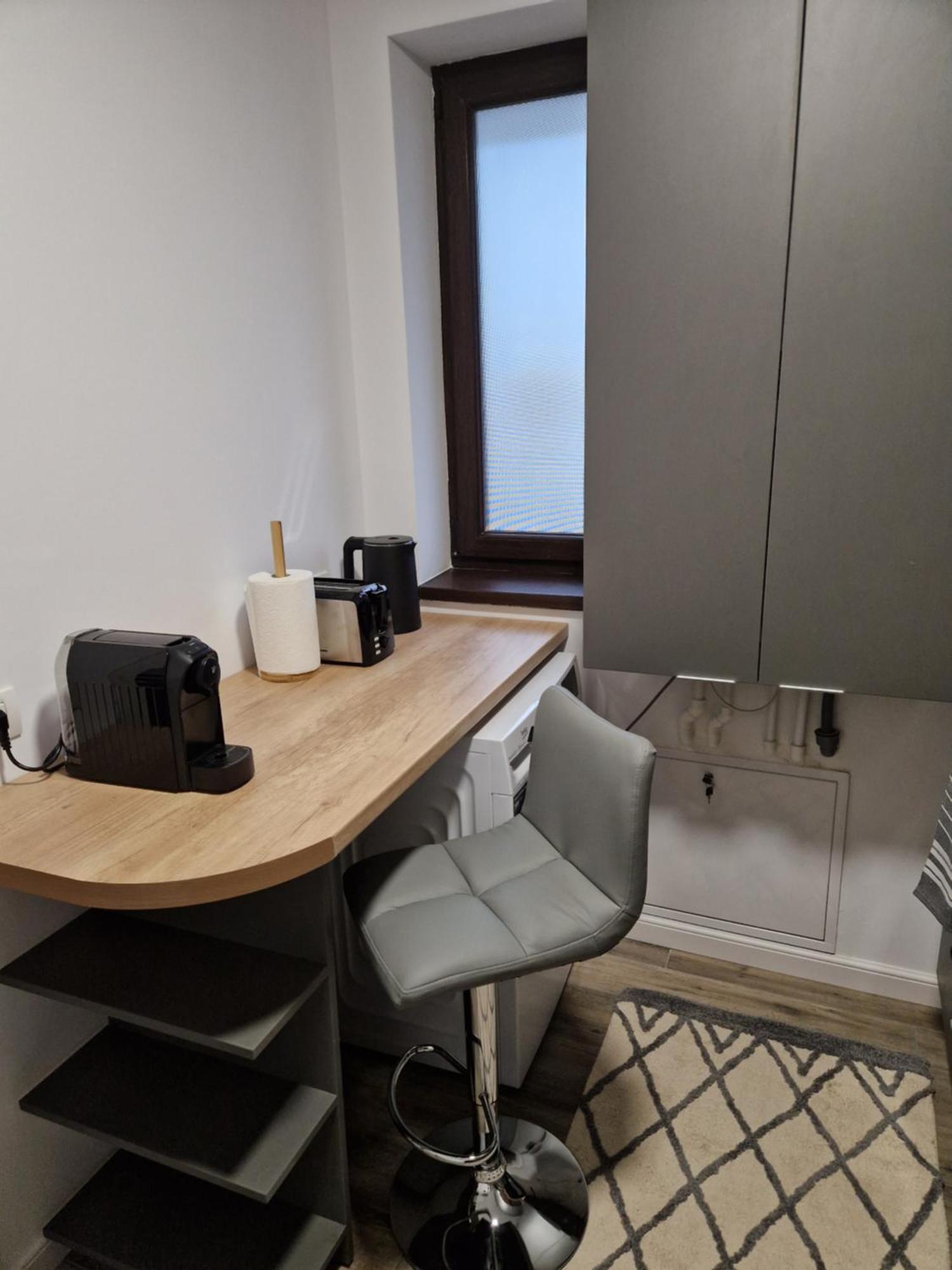 Craitelor Boutique Airport Apartment Otopeni Exteriör bild